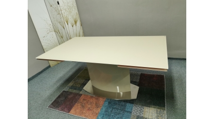 Nový jídelní stůl TORRES sklo - kov kapučíno