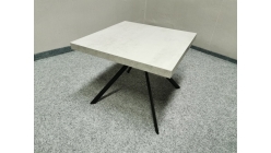 Nový konferenční - odkládací stolek beton