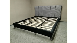 Nová postel s roštem 180x200 čalouněná černobílá