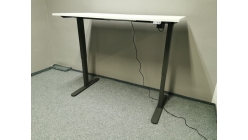 Nový elektricky zvedací PC stůl MAJA MÖBEL