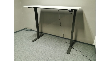 Nový elektricky zvedací PC stůl MAJA MÖBEL