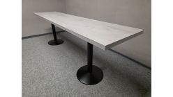 Nový šedočerný jídelní - kavárenský stůl 194