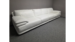 Značkový dlouhý gauč WOHNWERT kůže bílá