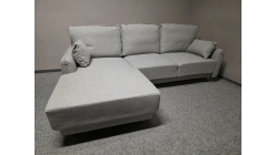 Nová malá rohová sedačka ASOLITA světle šedá