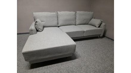 Nová malá rohová sedačka ASOLITA světle šedá