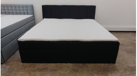 Nová černá boxpostel BOXI1