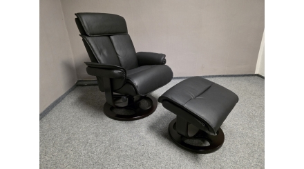 Nové kožené relax křeslo s taburetkou černé